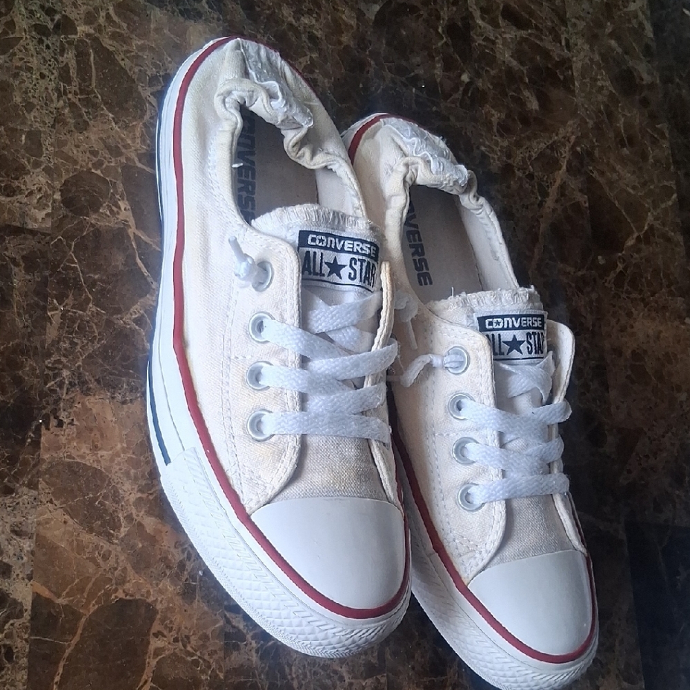 Converse Women Cream Canvas Sneakers
